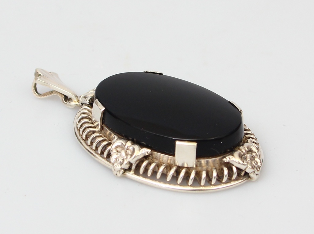 Silver Art Nouveau pendant with black agate?