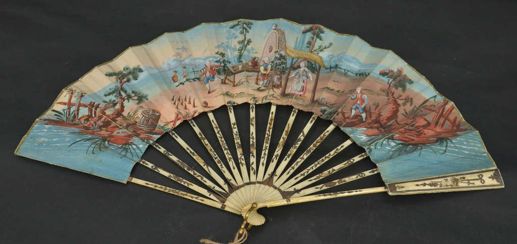 Bone fan with painting