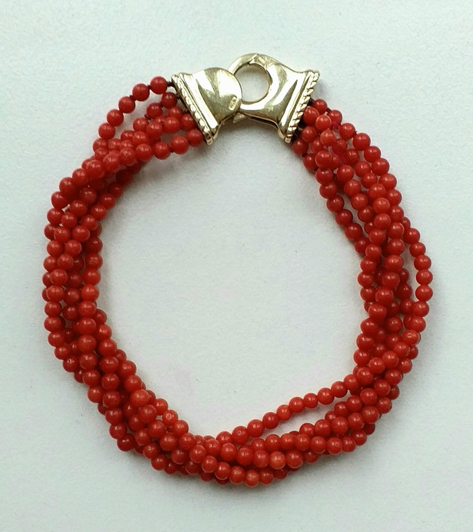Antique natural coral beads bracelet with gold clasp 585.
