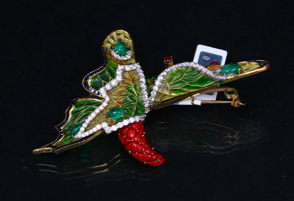 Gold brooch with diamonds, emeralds, rubies and sapphires 