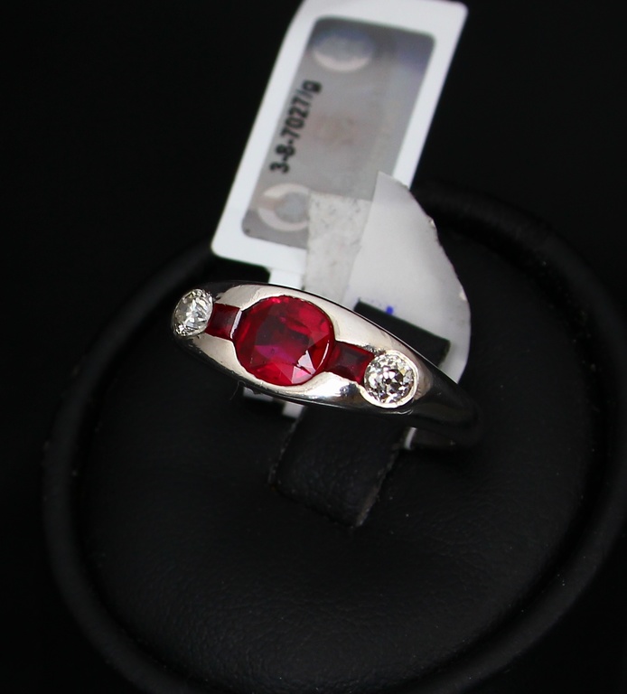 White gold ring with diamonds and rubies