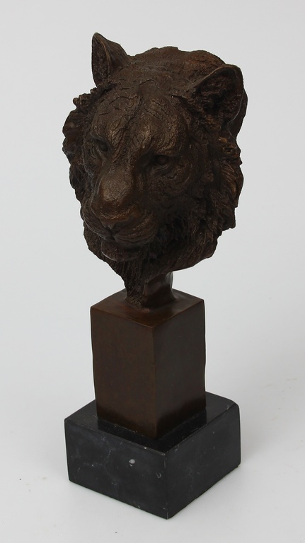 Bronze sculpture on a marble base 