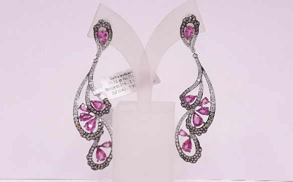 Gold earrings with brilliants, pink sapphires