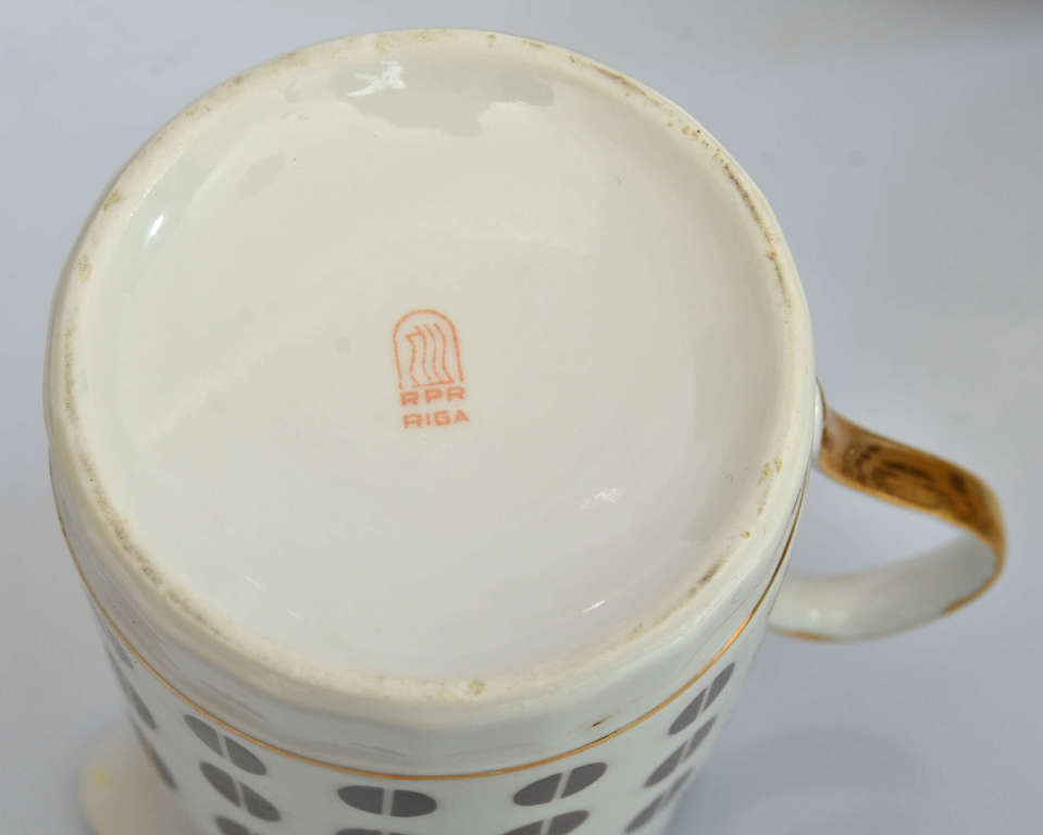 Nepilna kafijas porcelāna servīze 