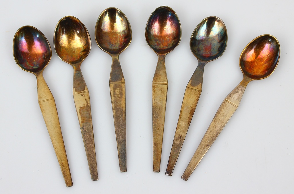 Silver spoons (6 pcs.) With box