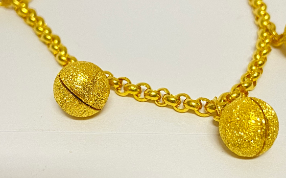 Золотой браслет