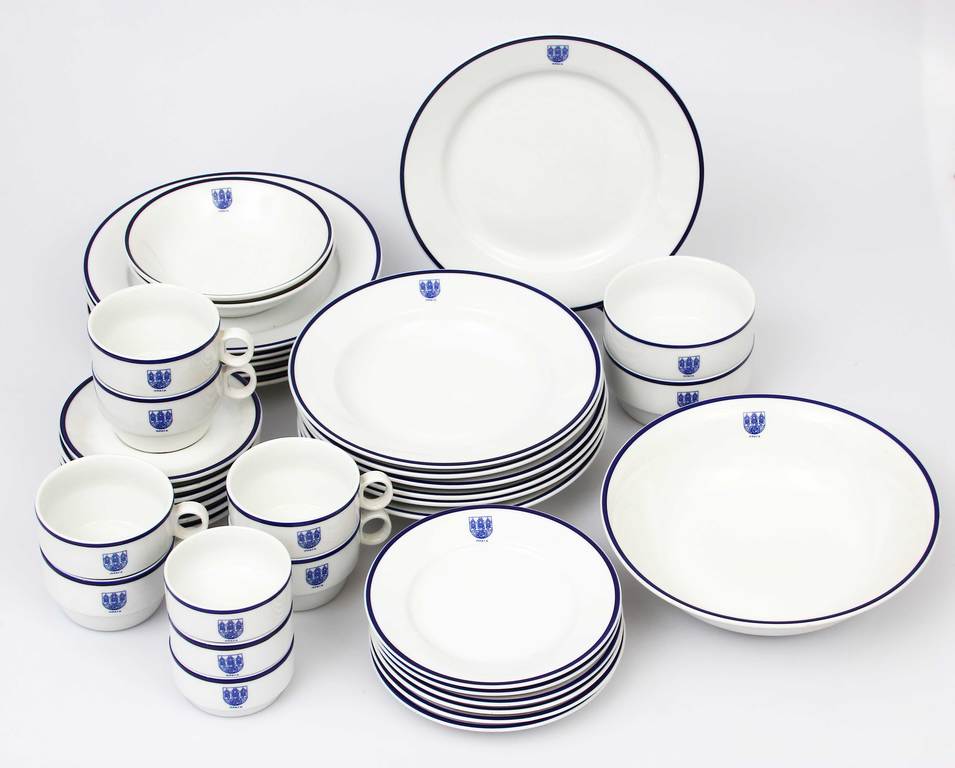Porcelain set with invitation and menu of the famous Moscow restaurant 