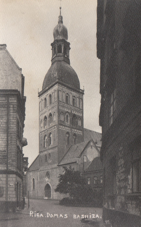 2 postcards - Riga Dome Church, Riga St. Peter's Church