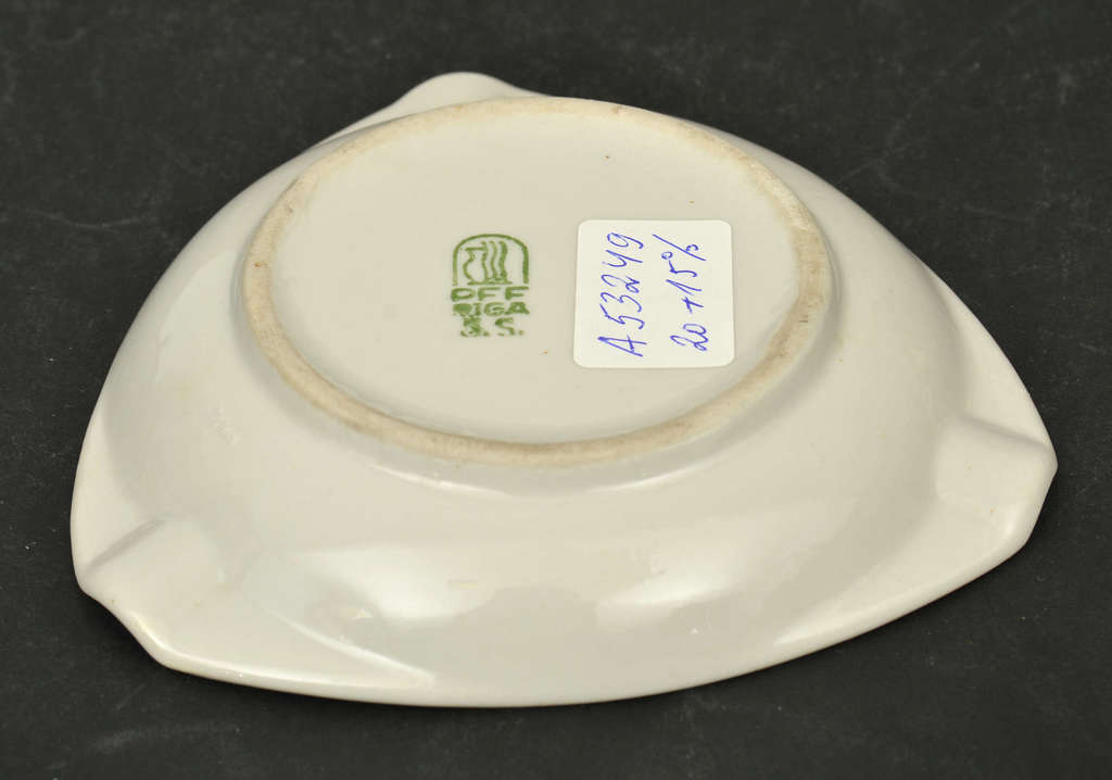 Porcelain ashtray''Avioexport-USSR''