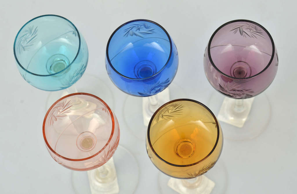 Stikla glāzes ar griezumu (5 gab.)