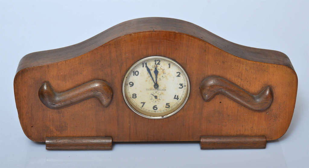 Wooden clock 
