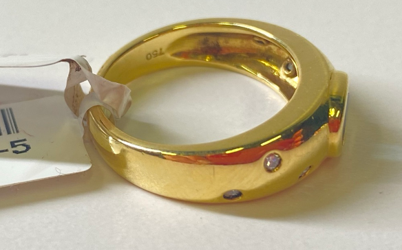 Gold ring with brillants, sapphire