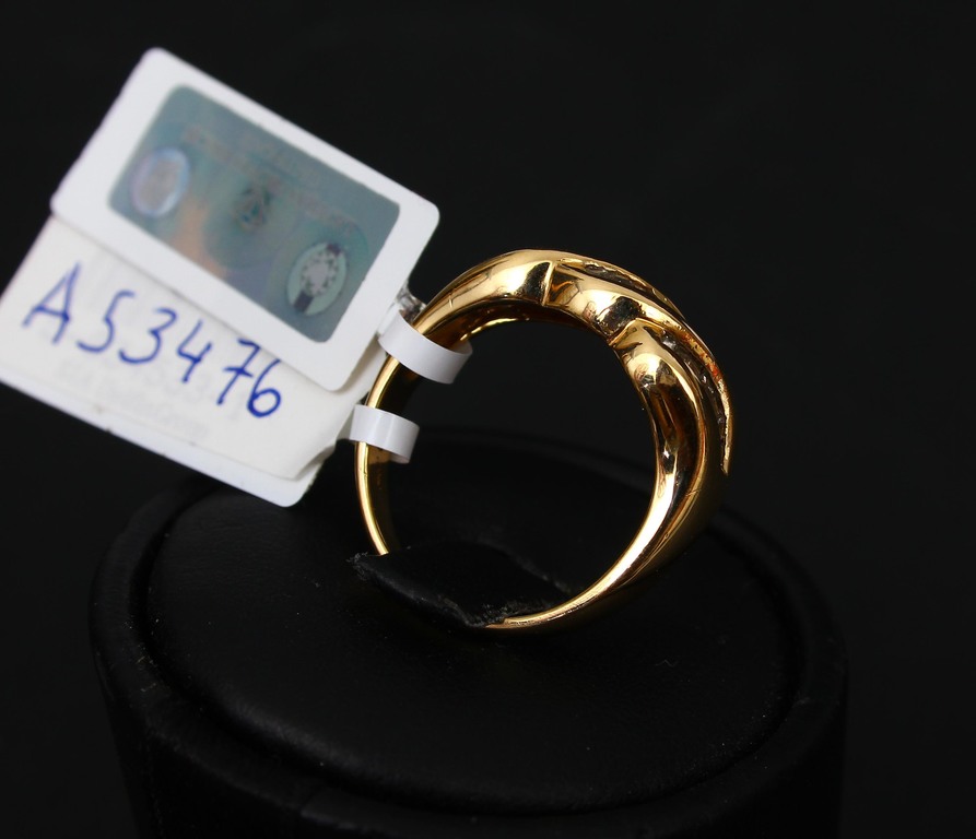 Золотое кольцо с алмазами