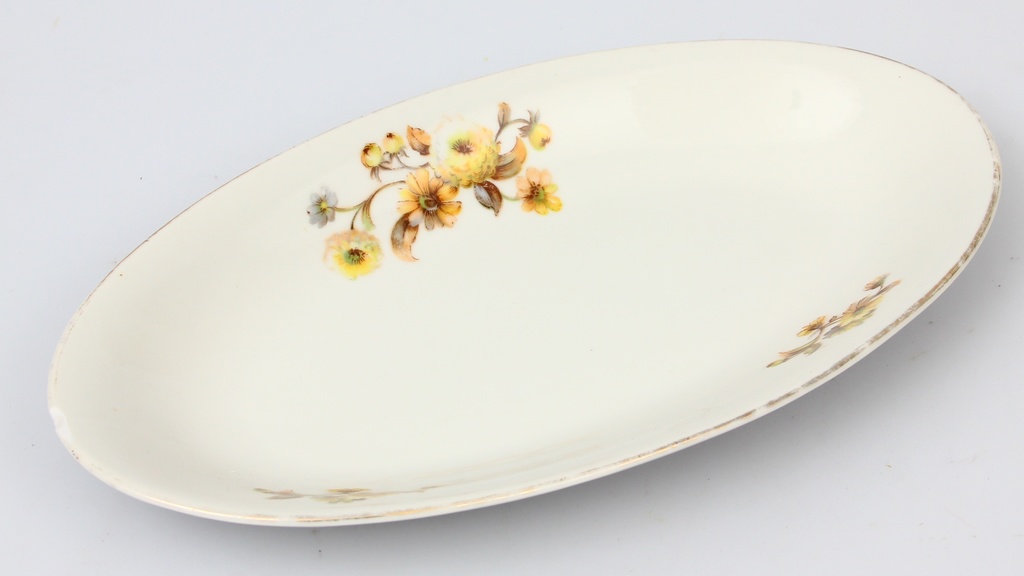 Porcelain serving plate with yellow flowers
