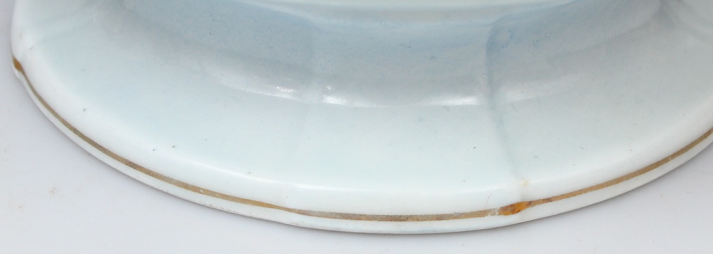 Gardner porcelain serving dish