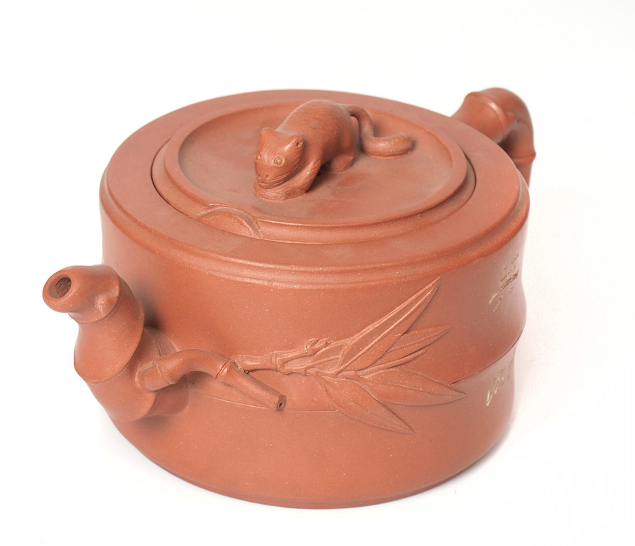Ceramic kettle