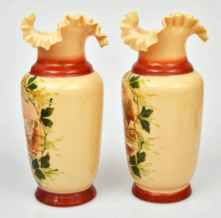 Стеклянная ваза с ручной росписью - парочка