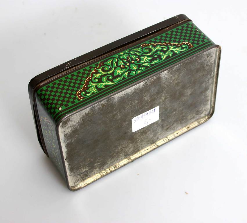 Tin box