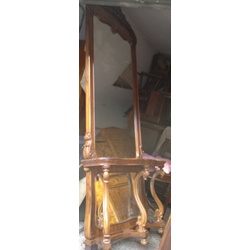 Зеркало 19 века из орехового дерева