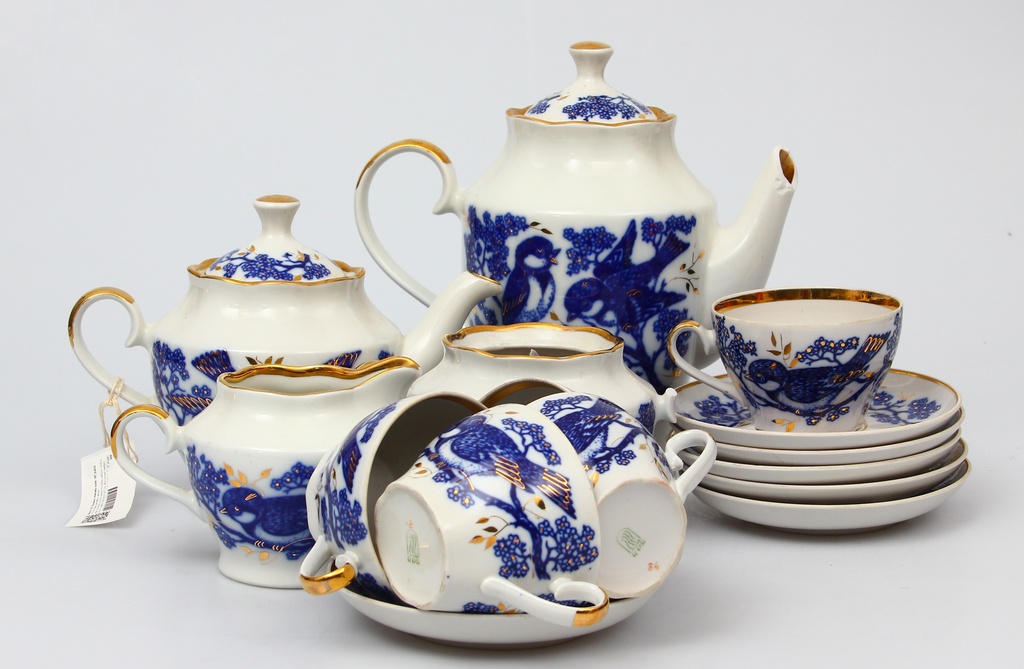 Coffee and tea porcelain set