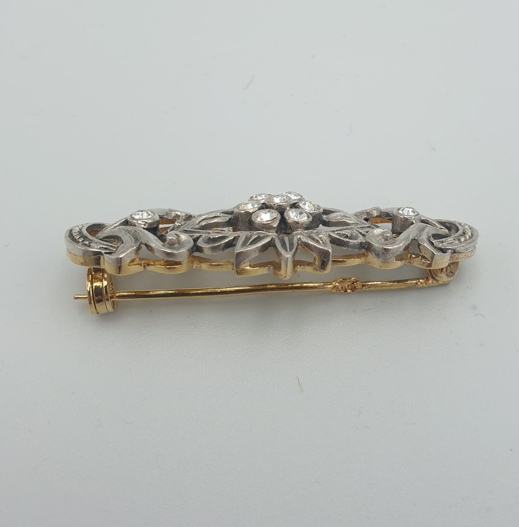Silver Art Nouveau brooch with zircons?