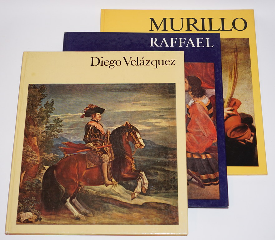 3 books - Murillo, Raffael, Diego Velazquez