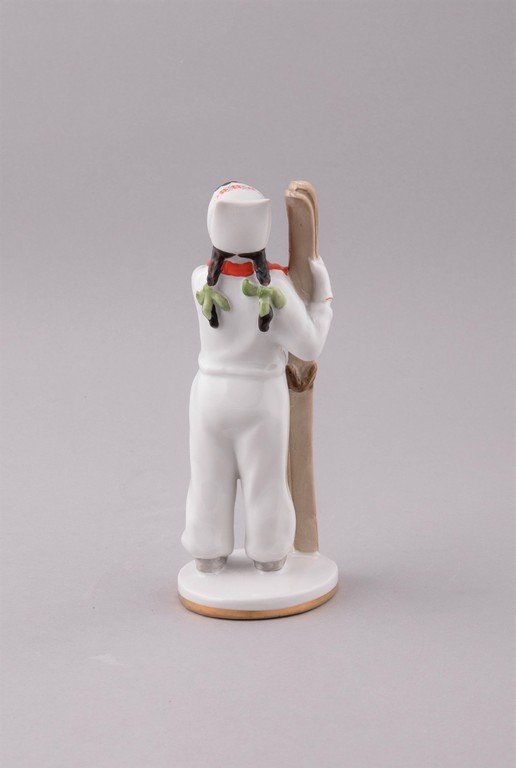 Figure. Girl with skis