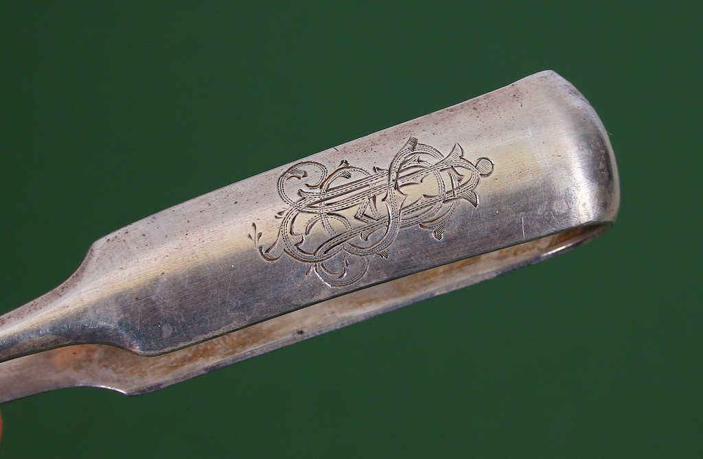 Silver tongs, proof 84 