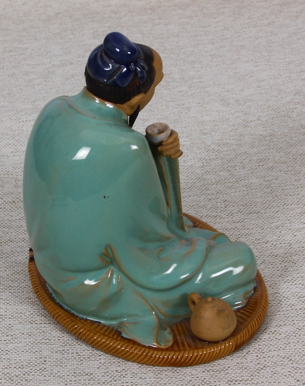 Ķīnas keramikas figūra