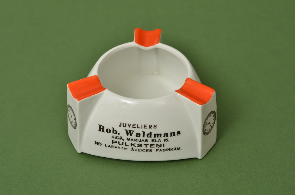 Ashtray with advertising inscriptions