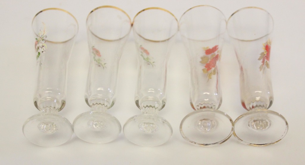 Набор стаканов с цветочным мотивом в оригинальной коробке (5 шт.)