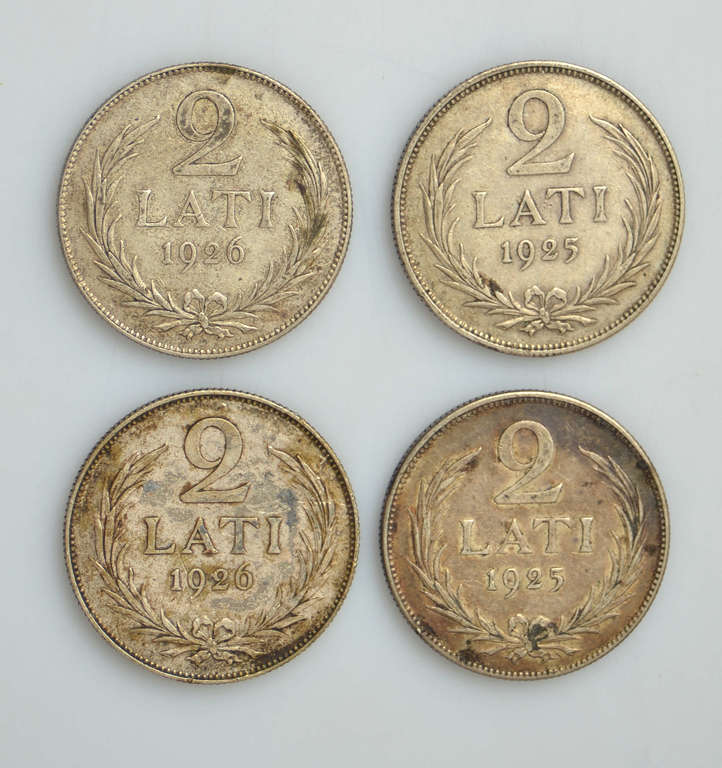 Sudraba 2 latu monētas (4 gab)