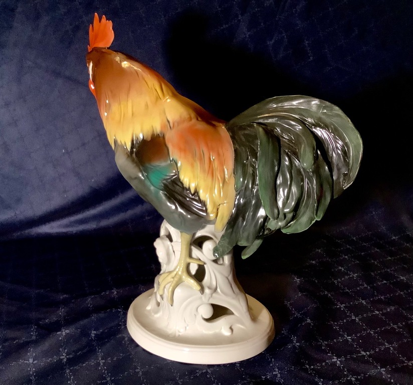 Scheibe-Alsbach, Germany.ROOSTER.hand-painted.Large cabinet sculpture.34 cm