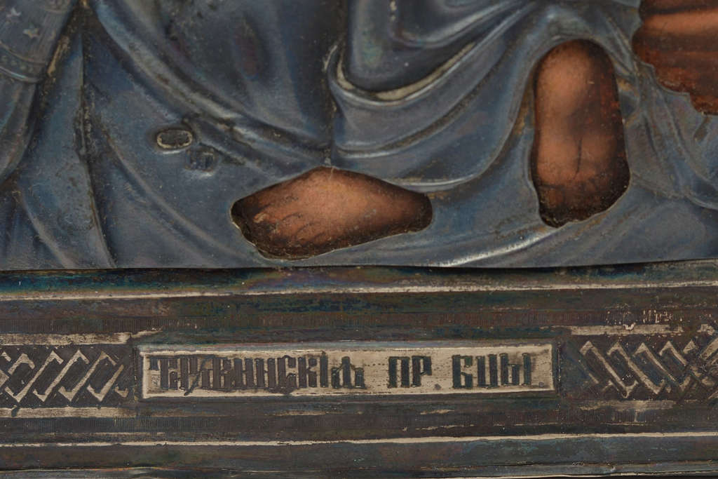Koka ikona ar sudraba appdari  - Tihvinskas Dievmāte