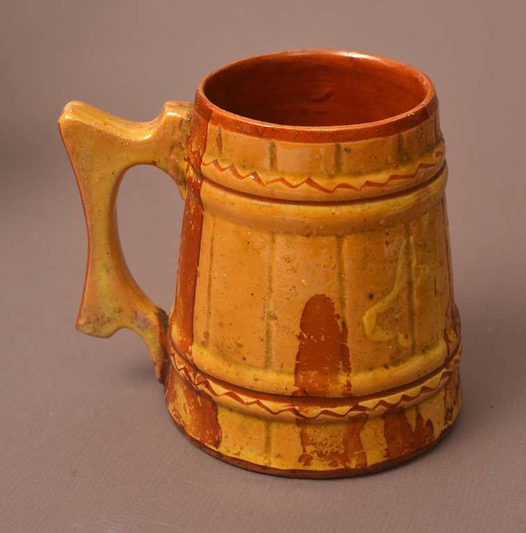 Clay beer cup