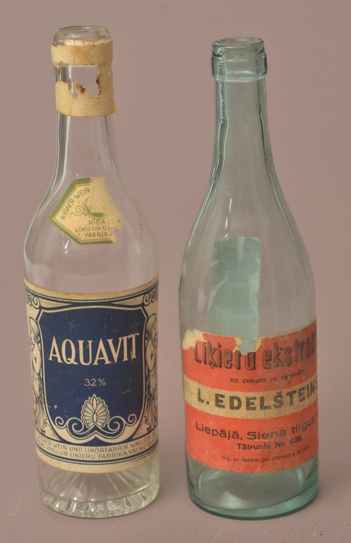 Glass liqueur bottles 2 pcs.