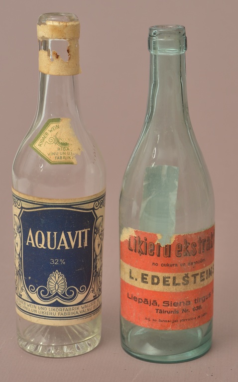 Glass liqueur bottles 2 pcs.