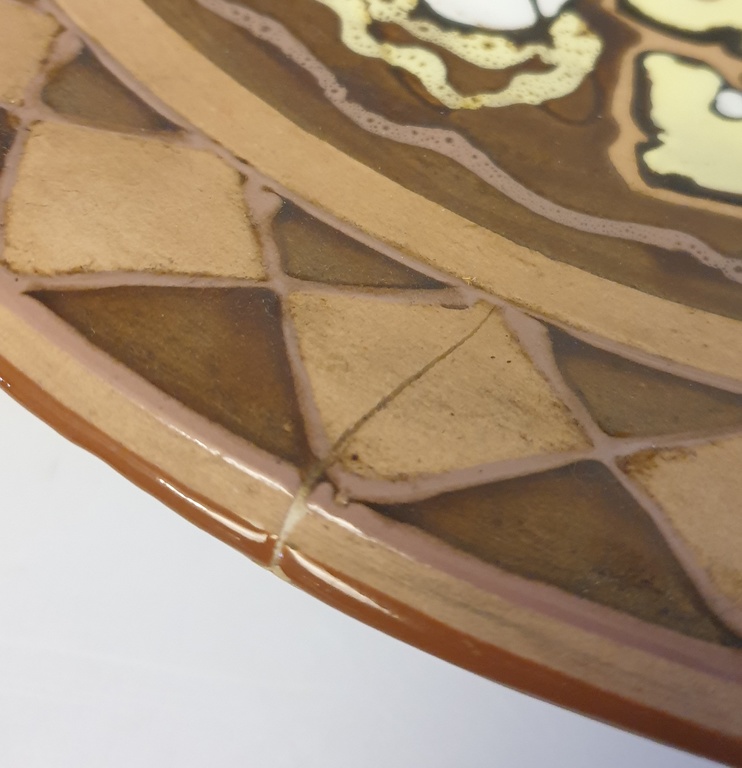 Тарелка настенная керамическая декоративная 