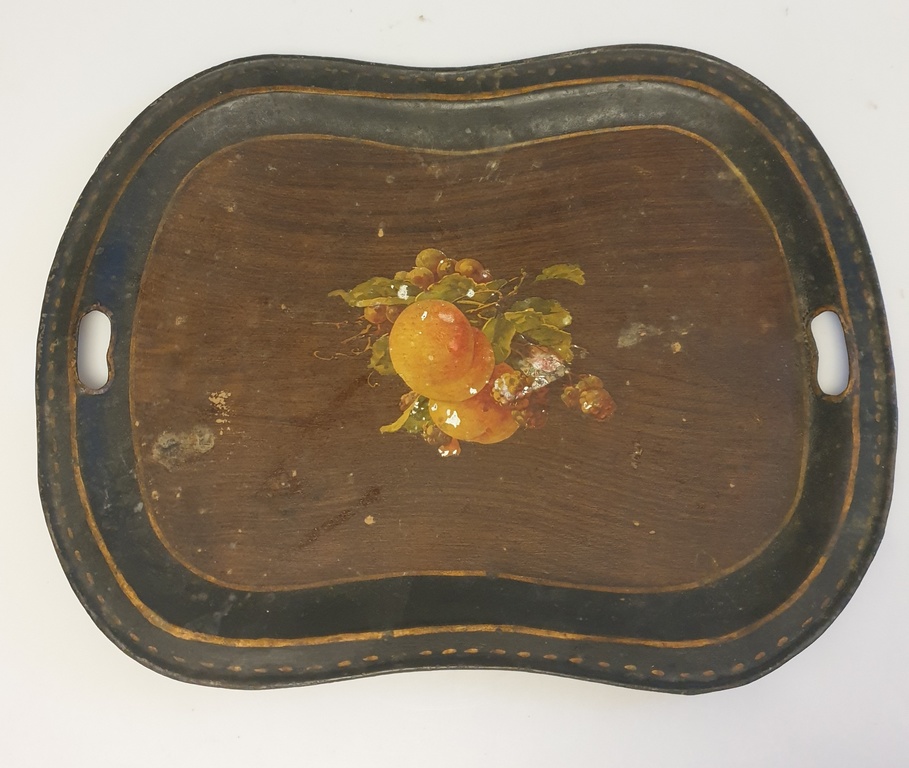 Painted metal tray