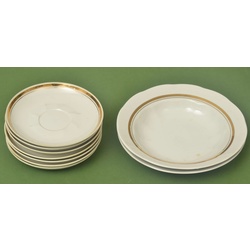 Various porcelain plates (9 pcs.)