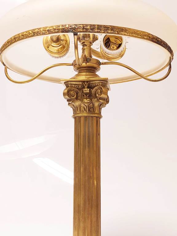 Настольная лампа из бронзы с росписью Цветы