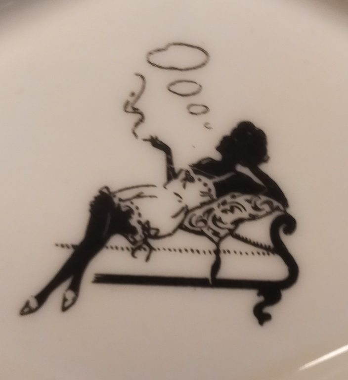 Porcelain porcelain ashtray