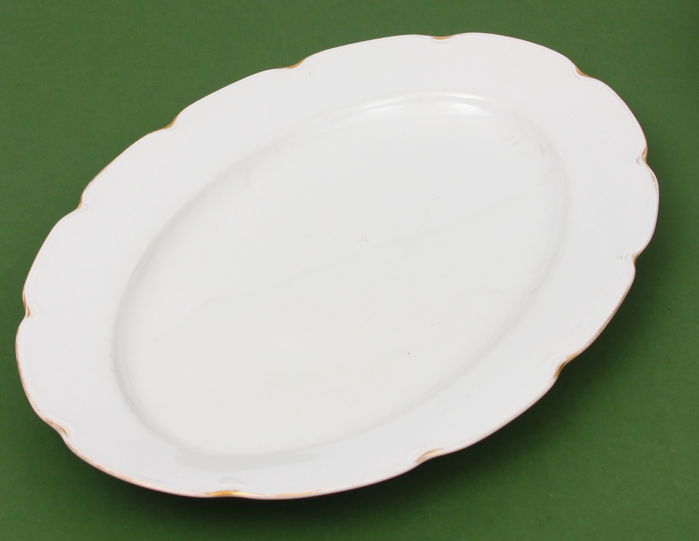 Фарфоровые сервировочные тарелки (4 шт.)