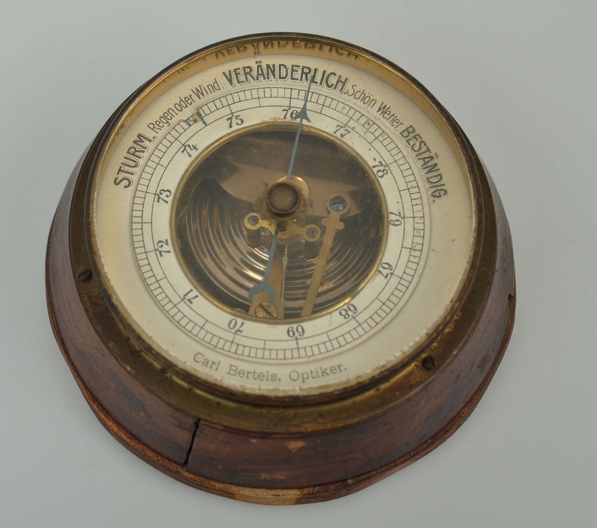 Wooden barometer