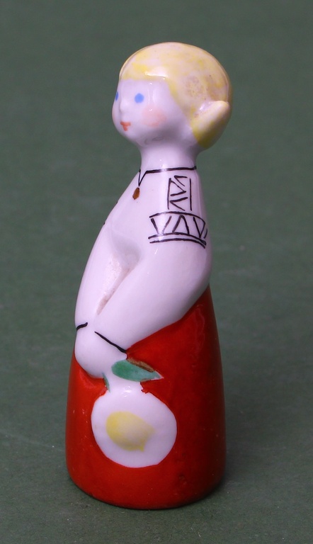 Porcelain folk girl