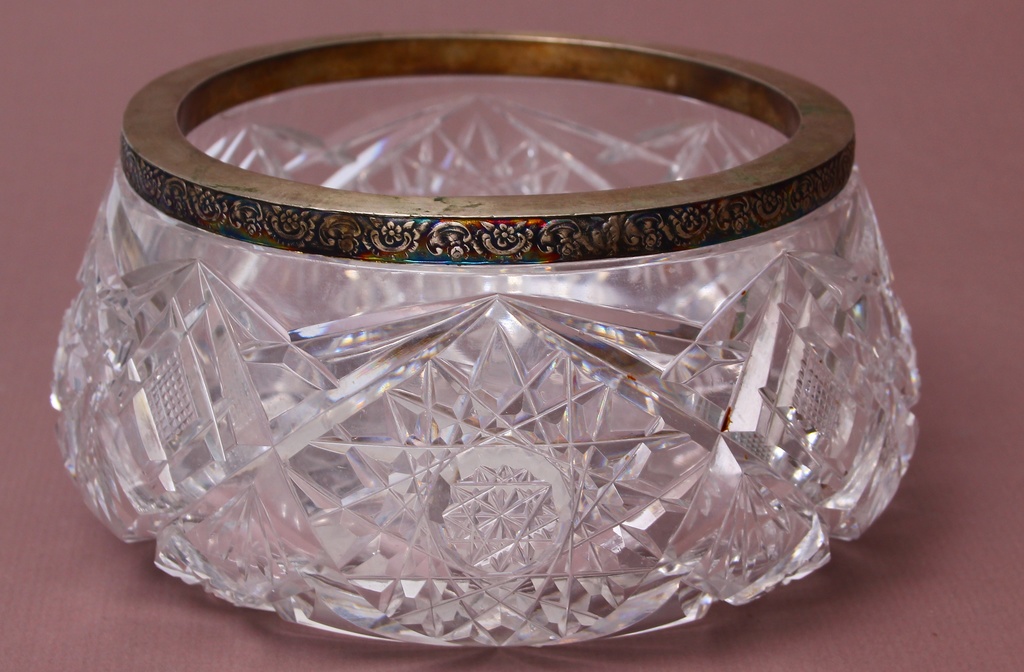 Crystal serving dish with silver rim