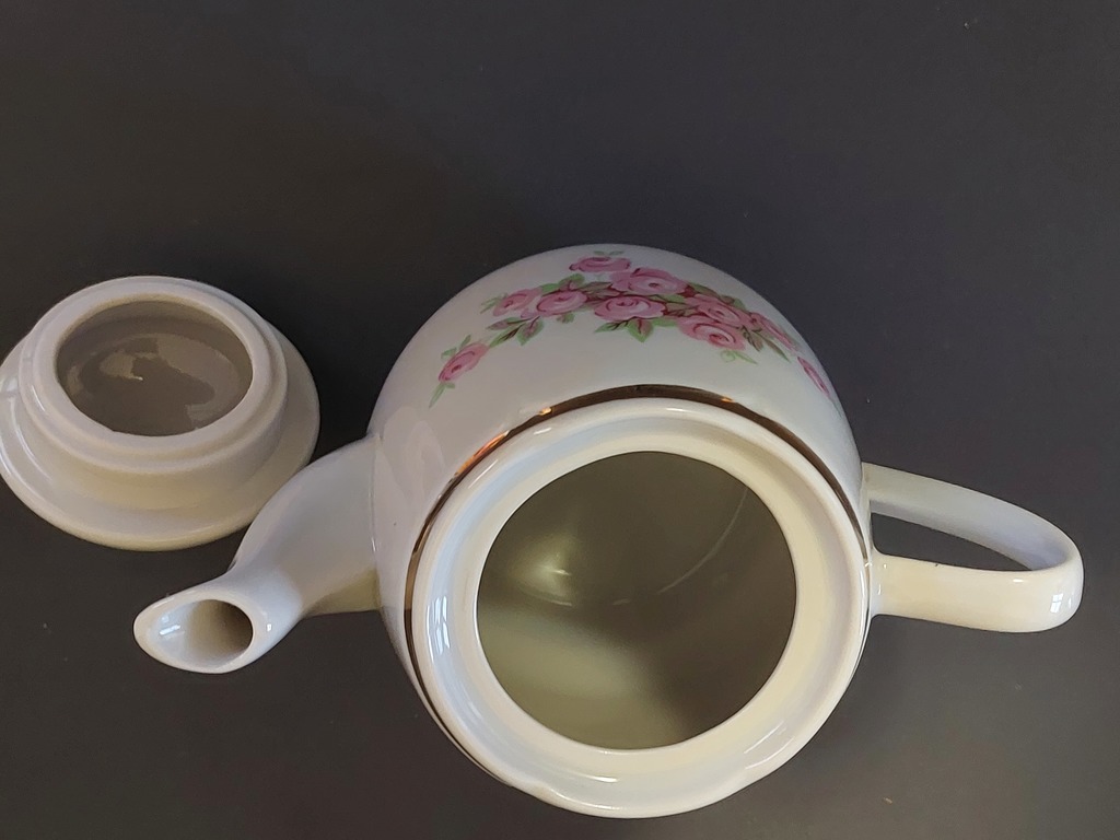 RPR Aija-1 teapot