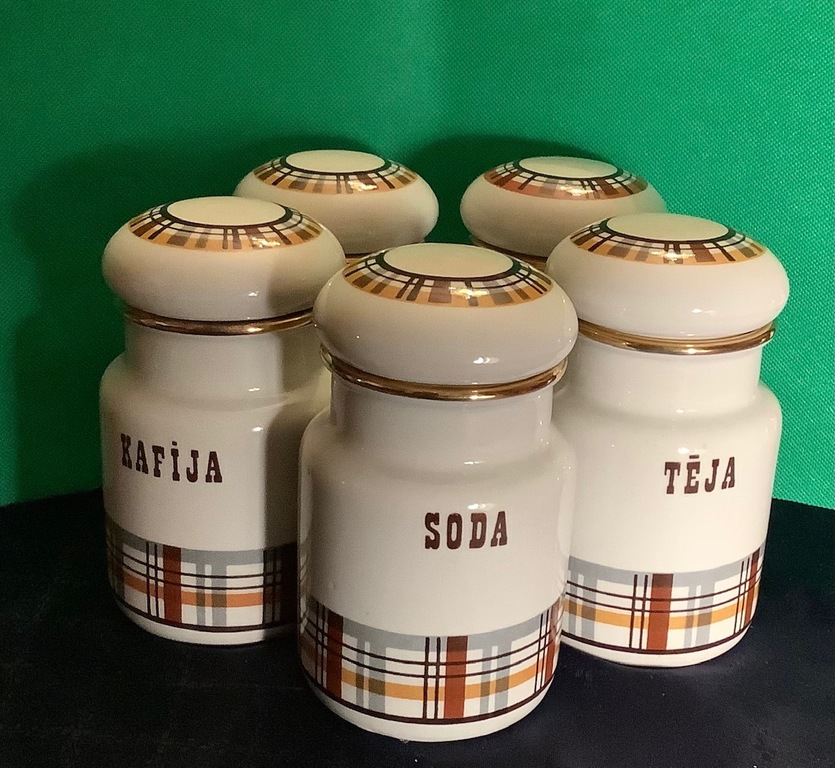 Riga porcelain factory. A container for spices. 5 pieces in perfect condition. Not used. 15 cm