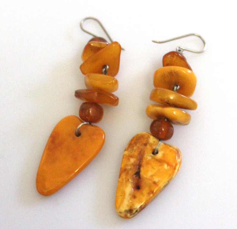 Amber beads with earrings