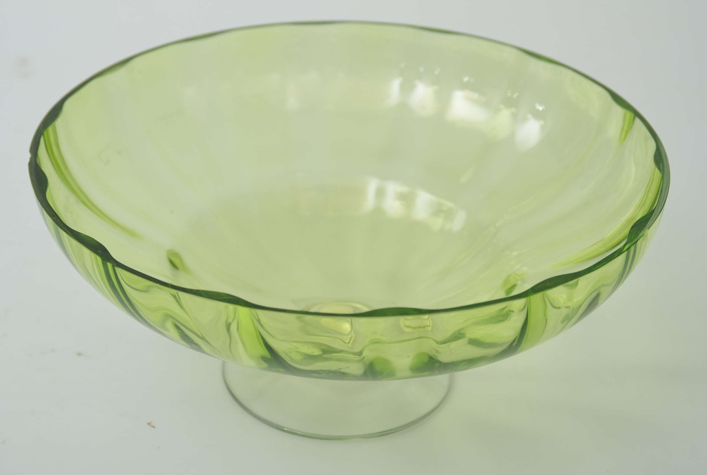 Glass serving dish on the leg (small defect)